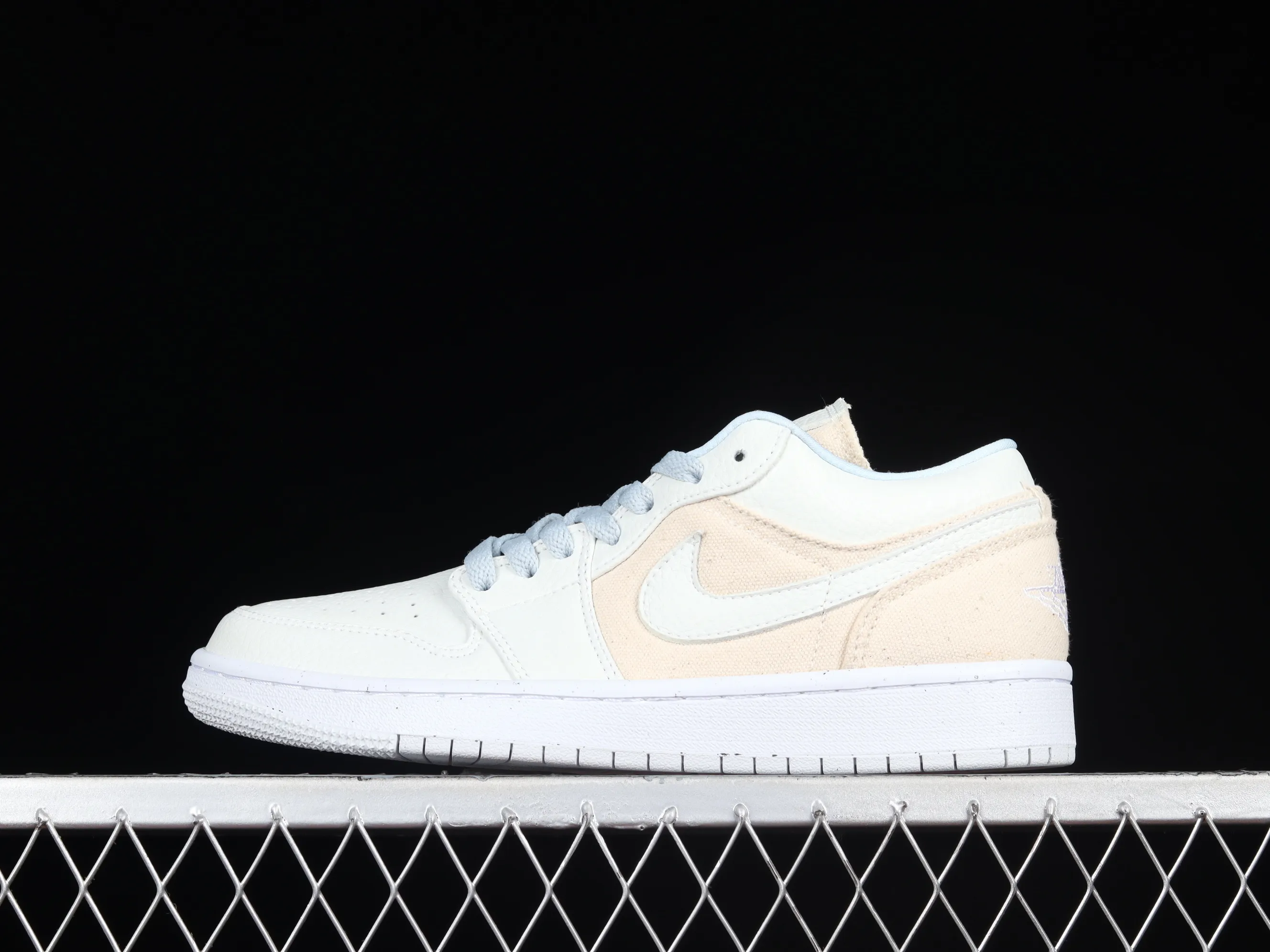 All categories Air Jordan Jordan series basketball shoes Air Jordan 1 Low Z version Air Jordan 1 Low "Canvas" AJ1 Joe 1 meter white canvas stitching low-top basketball shoes DQ4151-500